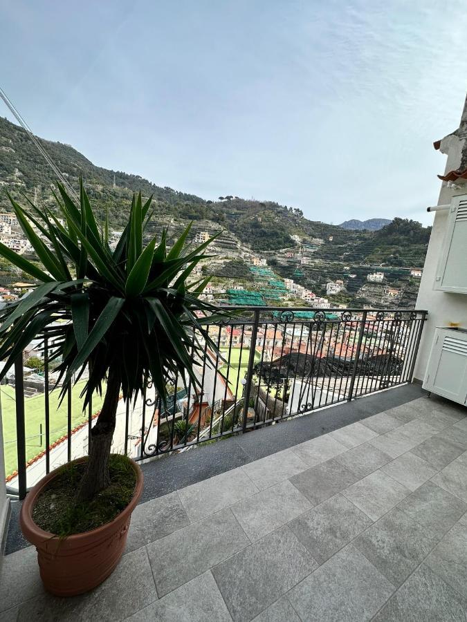 فيلا Casa Vacanza La Peonia مينوري المظهر الخارجي الصورة