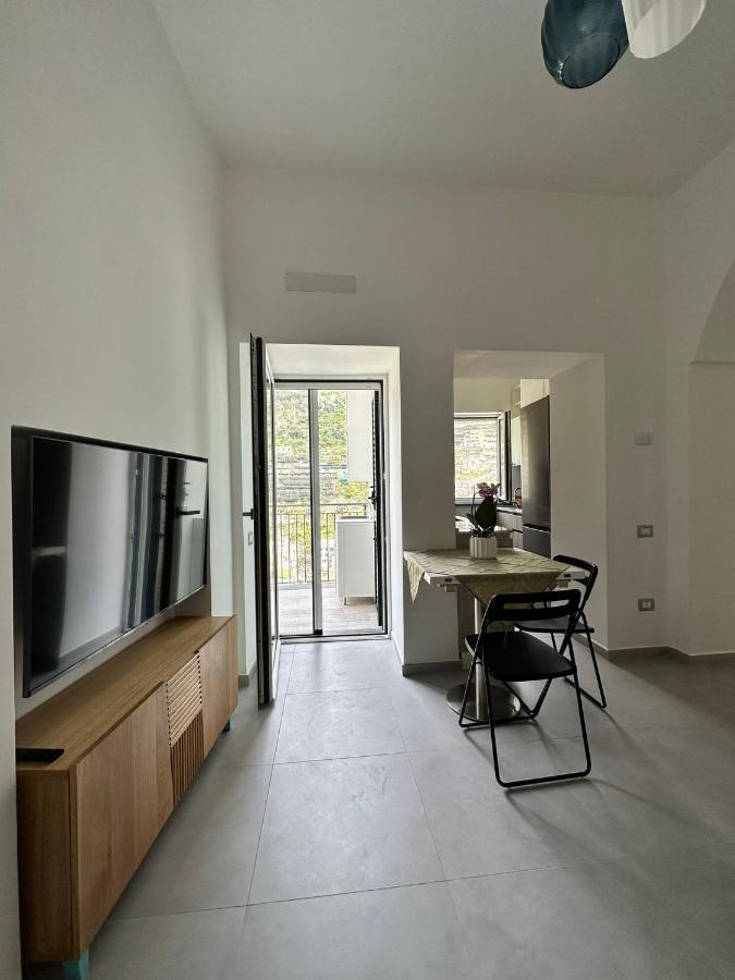 فيلا Casa Vacanza La Peonia مينوري المظهر الخارجي الصورة